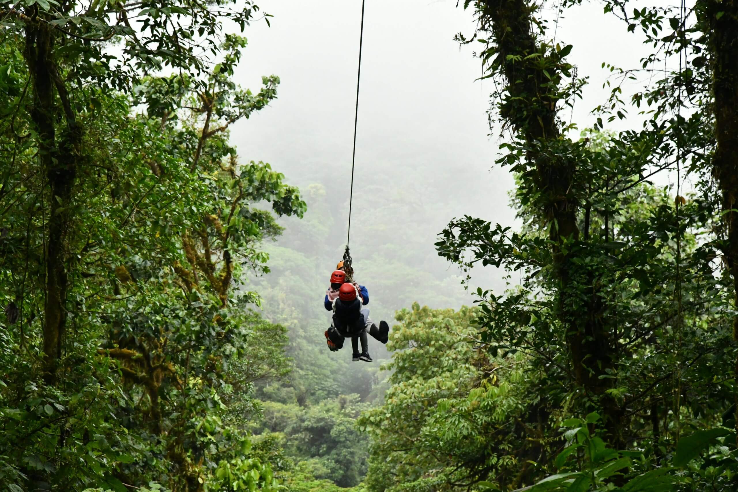 Unique-Itinerary-ZipLine-alvaro-arcelus