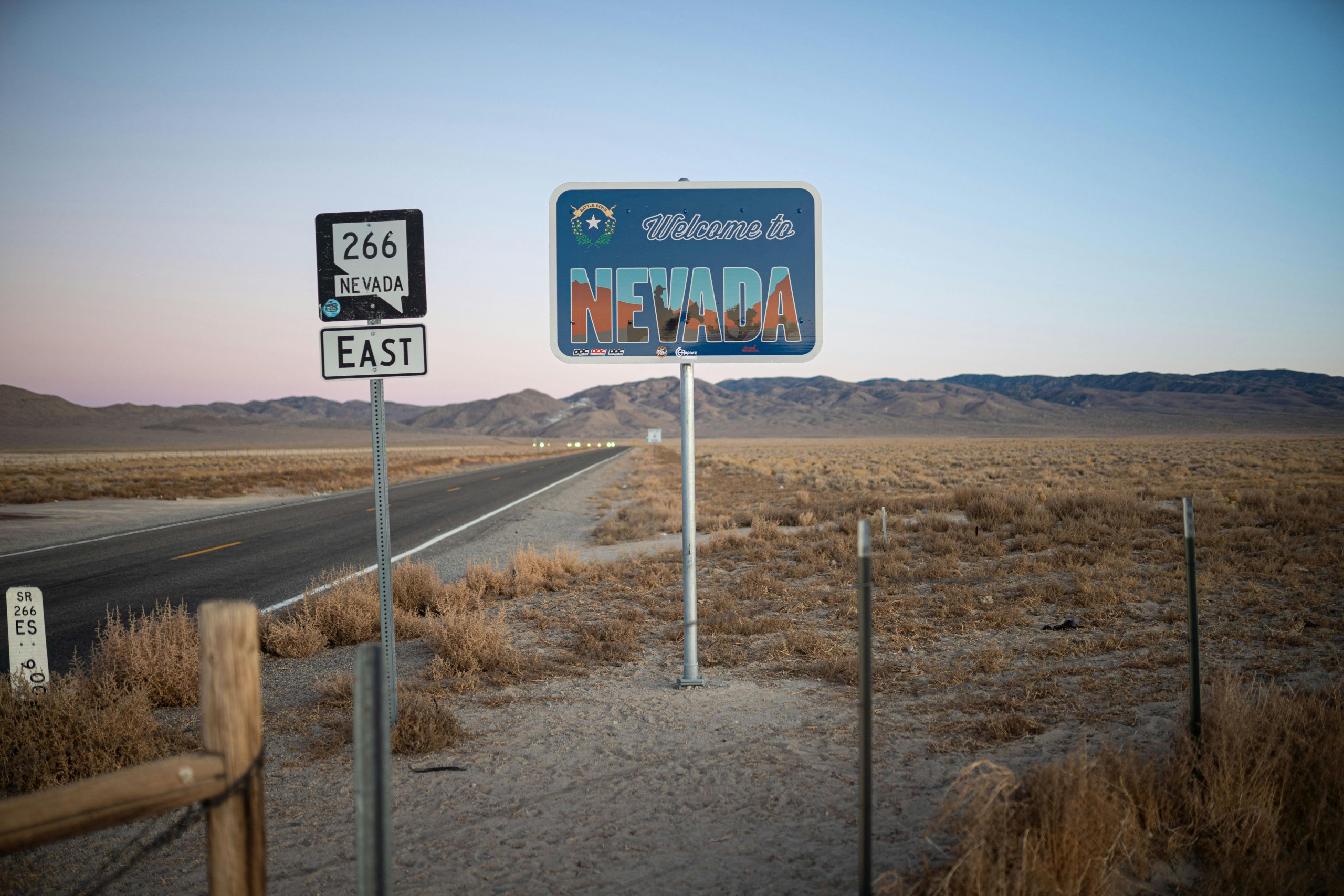 Nevada: A Travel Guide Through the Silver State